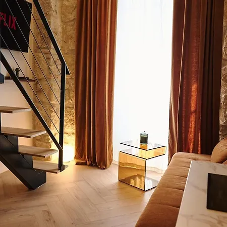 Beautiful Duplex - Center - Ac, Wifi דירה
